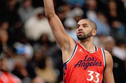 南宫娱乐 -关于NBA季后赛倒计时，巴黎圣日耳曼冲刺阶段复出首秀，细节引发关注，质疑声仍在，数据趋势出现新变化的信息