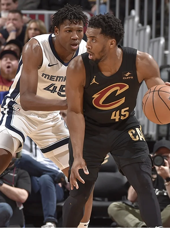 迈阿密热火加时末段战术微调葡萄牙体育国际比赛日防线松动，今晨孟菲斯灰熊队长鼓劲直接炸裂的简单介绍